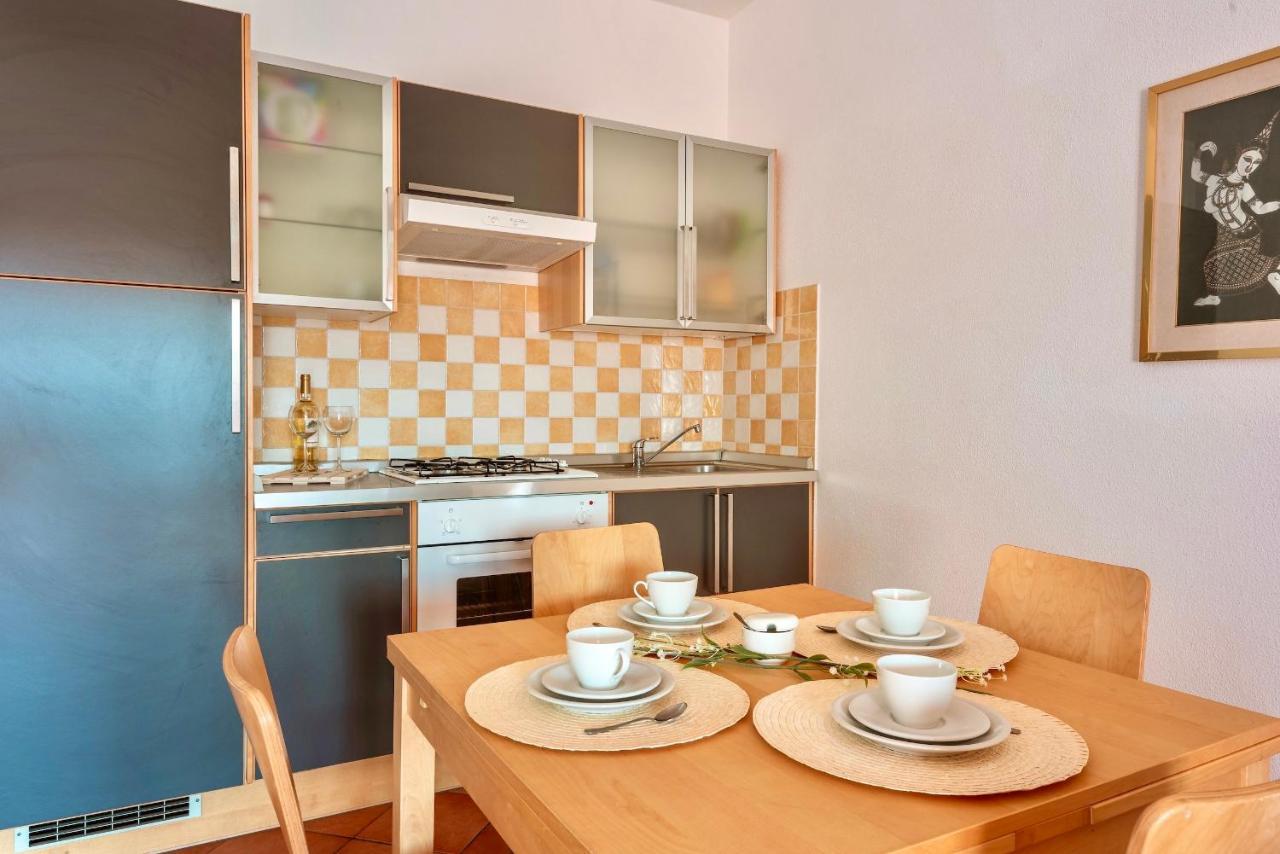 Apartments With Swimming Pool In Santa Teresa Di Gallura Zewnętrze zdjęcie